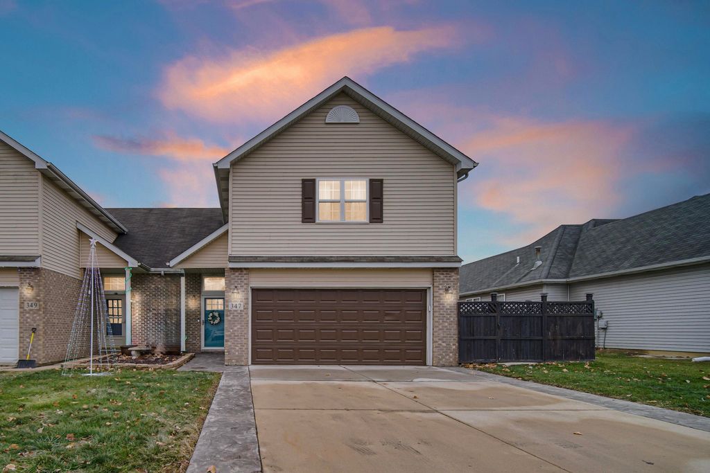 Photo of 347 Fox Trail Court, Hobart, IN 46342 (MLS # 832227)