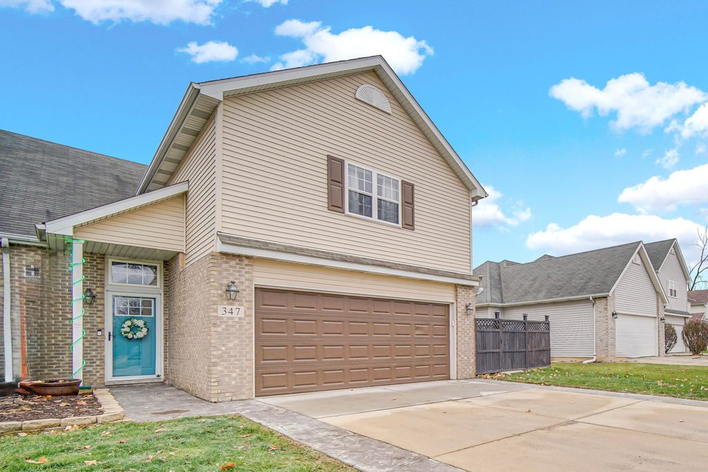 Photo of 347 Fox Trail Court, Hobart, IN 46342 (MLS # 832227)