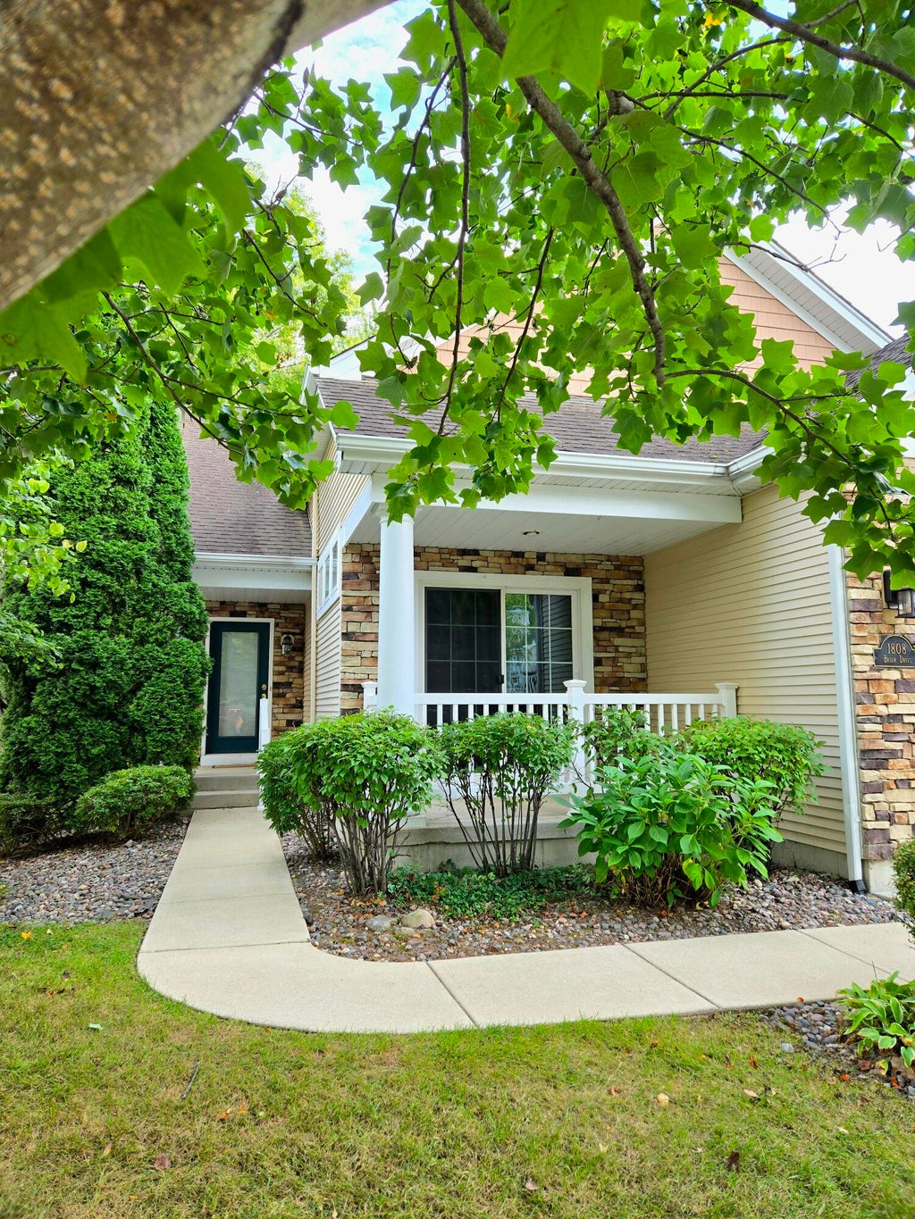 Photo of 1808 Briam Drive, Valparaiso, IN 46383 (MLS # 845426)