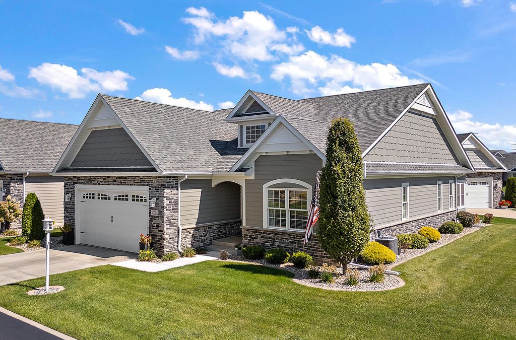 Photo of 14220 Onyx Way #A, Dyer, IN 46311 (MLS # 833205)