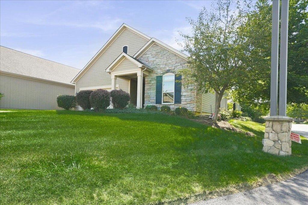 Photo of 2973 Indian Summer Circle, Valparaiso, IN 46385 (MLS # 845044)