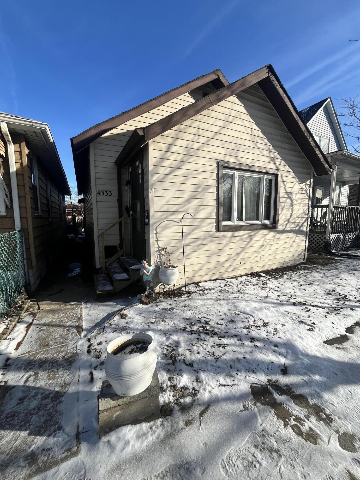 4333 Torrence Avenue