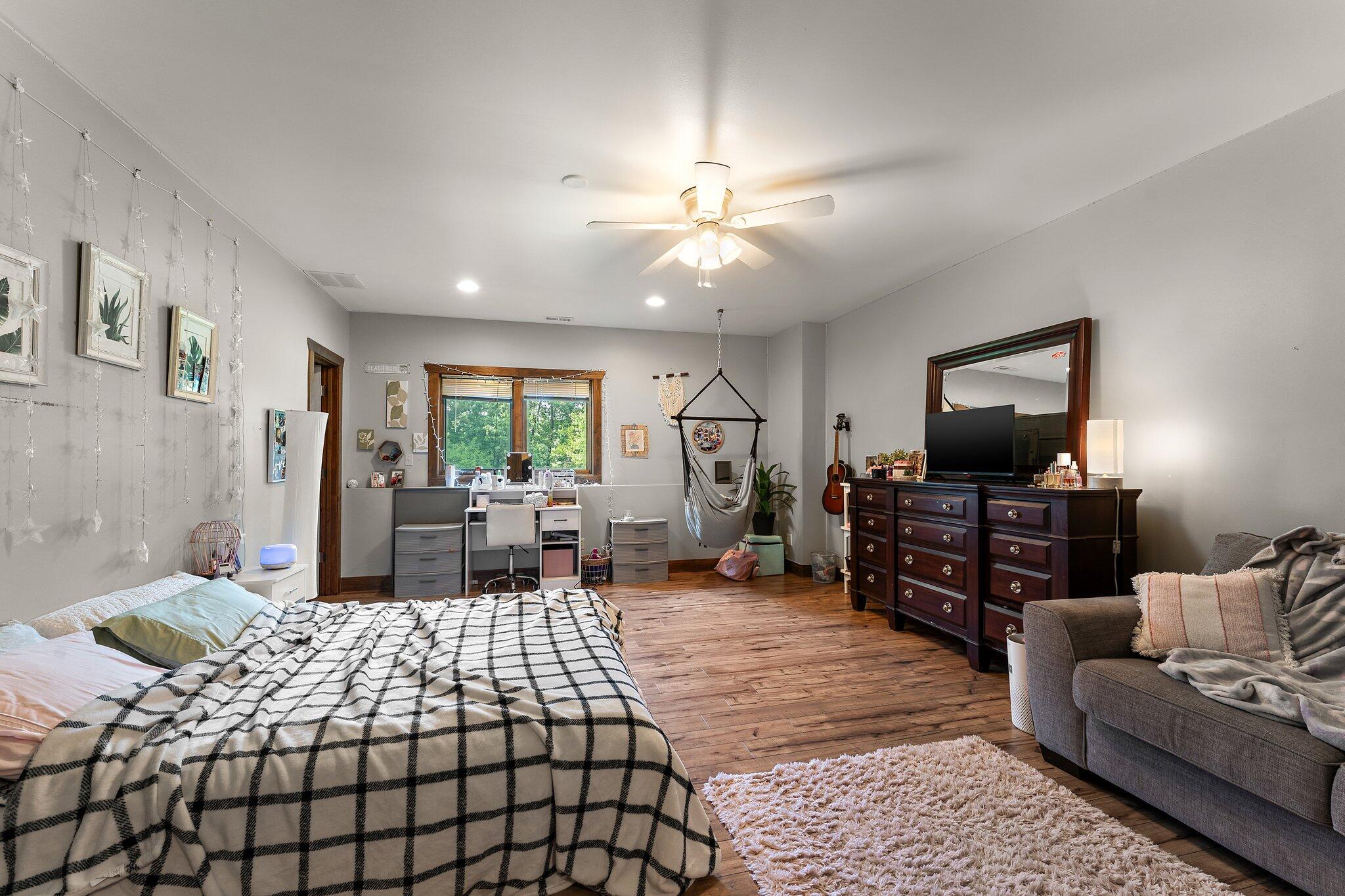 Crown Point, Indiana 46307, United States, 4 Bedrooms Bedrooms, ,4 BathroomsBathrooms,Residential,Active,152940