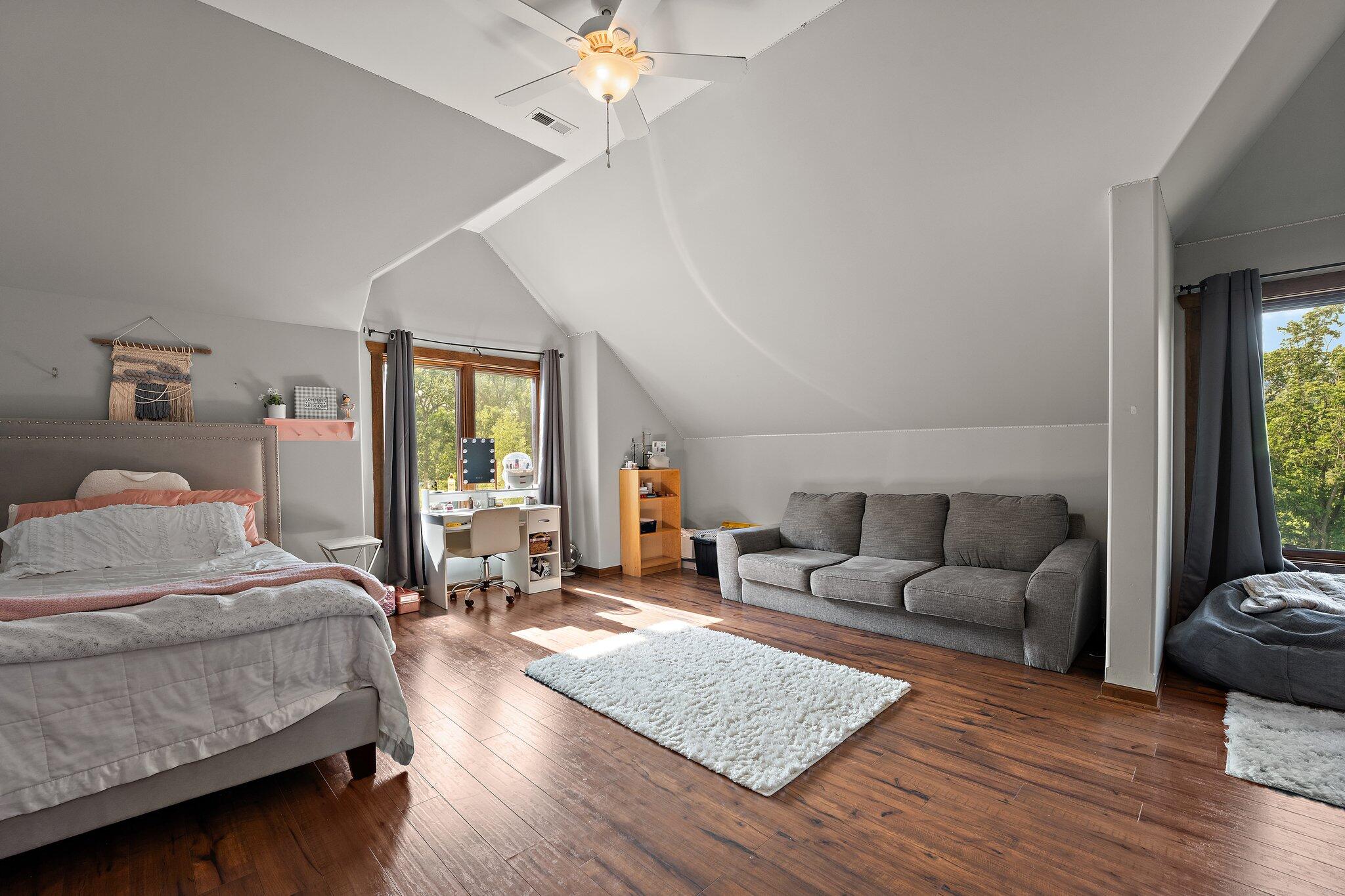 Crown Point, Indiana 46307, United States, 4 Bedrooms Bedrooms, ,4 BathroomsBathrooms,Residential,Active,152940