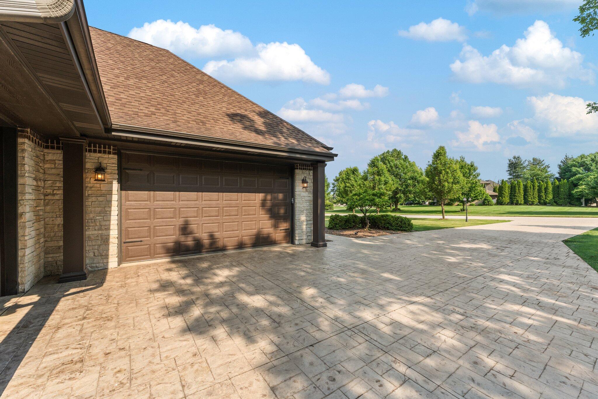 Crown Point, Indiana 46307, United States, 4 Bedrooms Bedrooms, ,4 BathroomsBathrooms,Residential,Active,152940