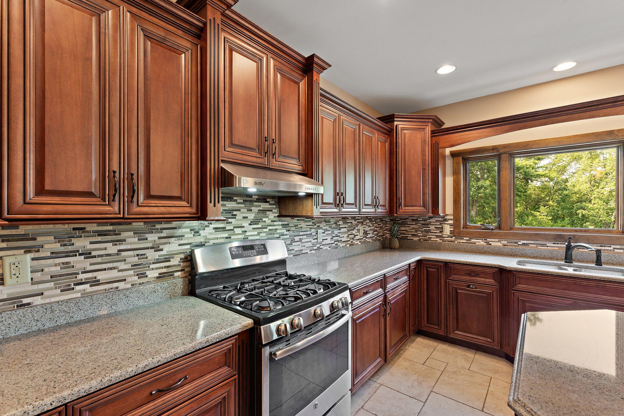 Crown Point, Indiana 46307, United States, 4 Bedrooms Bedrooms, ,4 BathroomsBathrooms,Residential,Active,152940