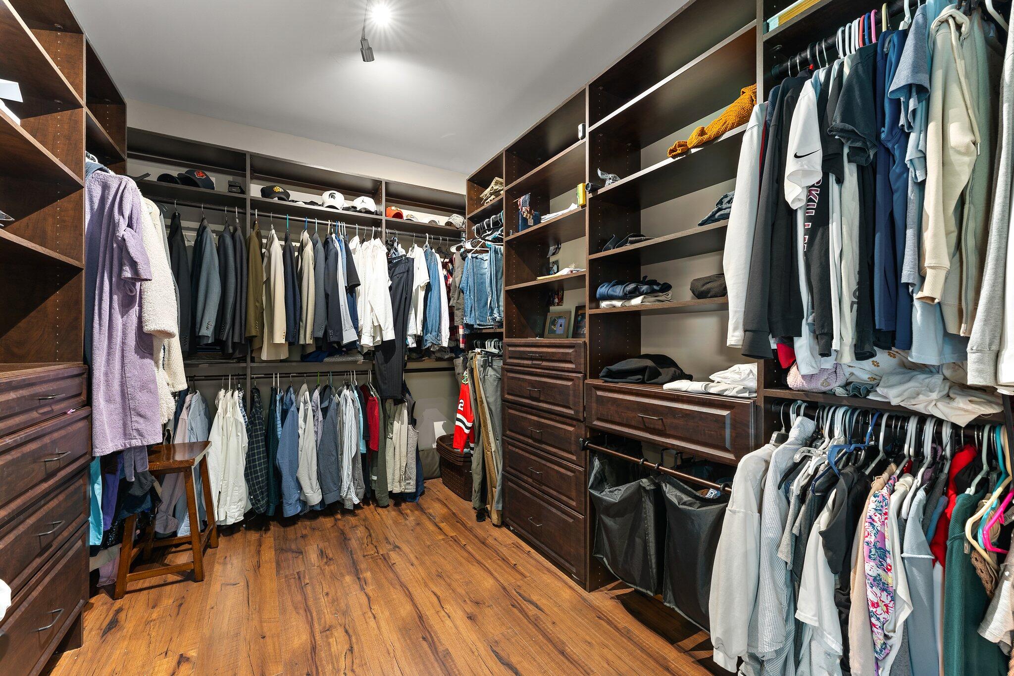 Crown Point, Indiana 46307, United States, 4 Bedrooms Bedrooms, ,4 BathroomsBathrooms,Residential,Active,152940