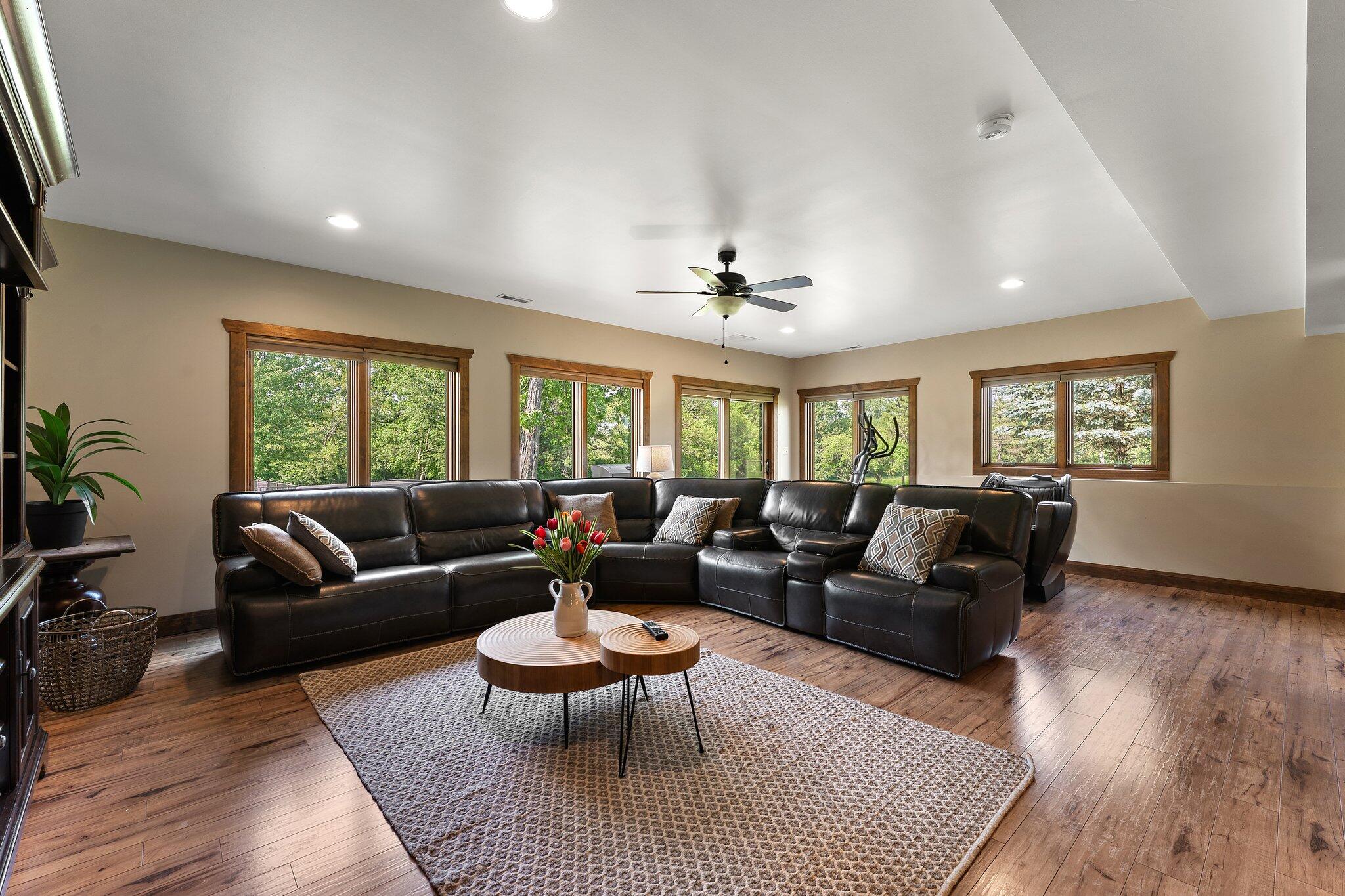 Crown Point, Indiana 46307, United States, 4 Bedrooms Bedrooms, ,4 BathroomsBathrooms,Residential,Active,152940