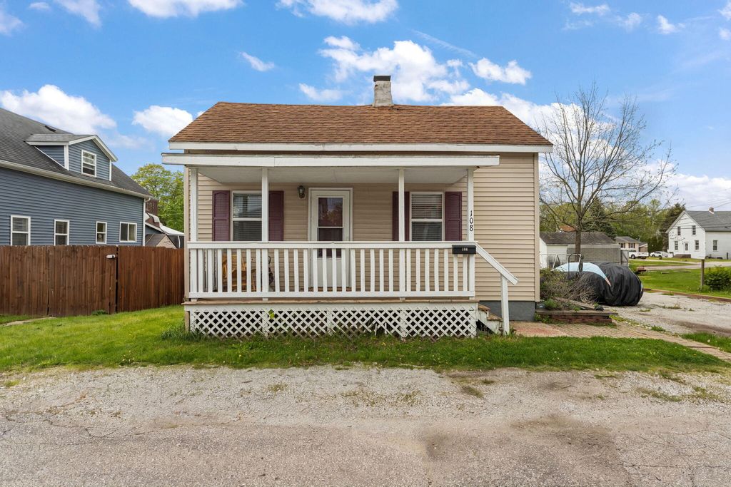 Photo of 108 Sutherland Street, La Porte, IN 46350 (MLS # 838575)