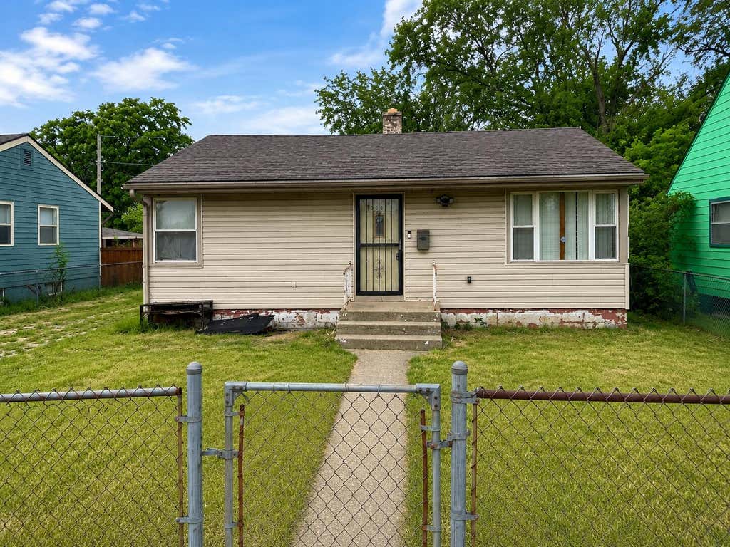 Photo of 1224 Clay Street, Gary, IN 46403 (MLS # 840609)
