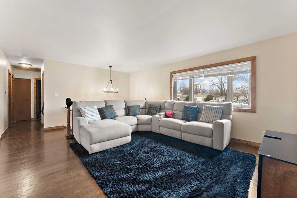 Photo of 1412 N Elmer Street, Griffith, IN 46319 (MLS # 836750)