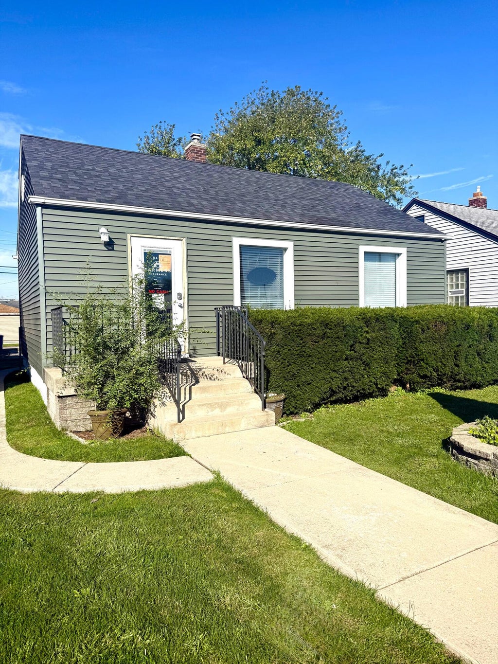 Photo of 8416 Kennedy Avenue, Highland, IN 46322 (MLS # 846001)