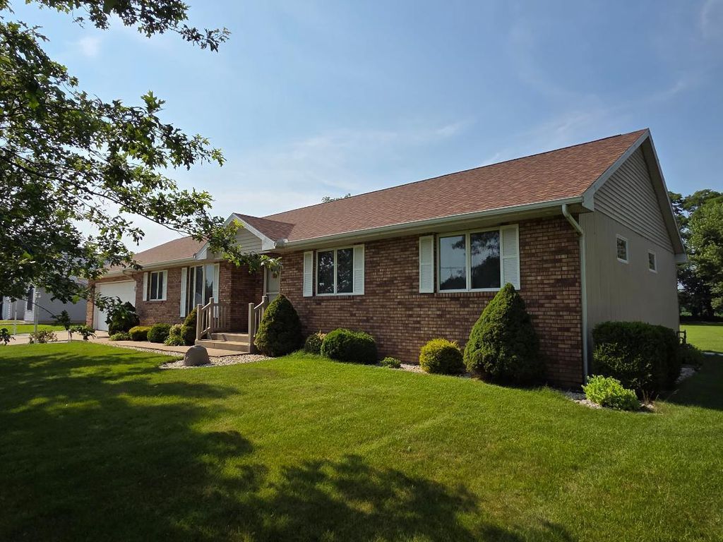 Photo of 7177 E Grace Avenue, New Carlisle, IN 46552 (MLS # 842769)