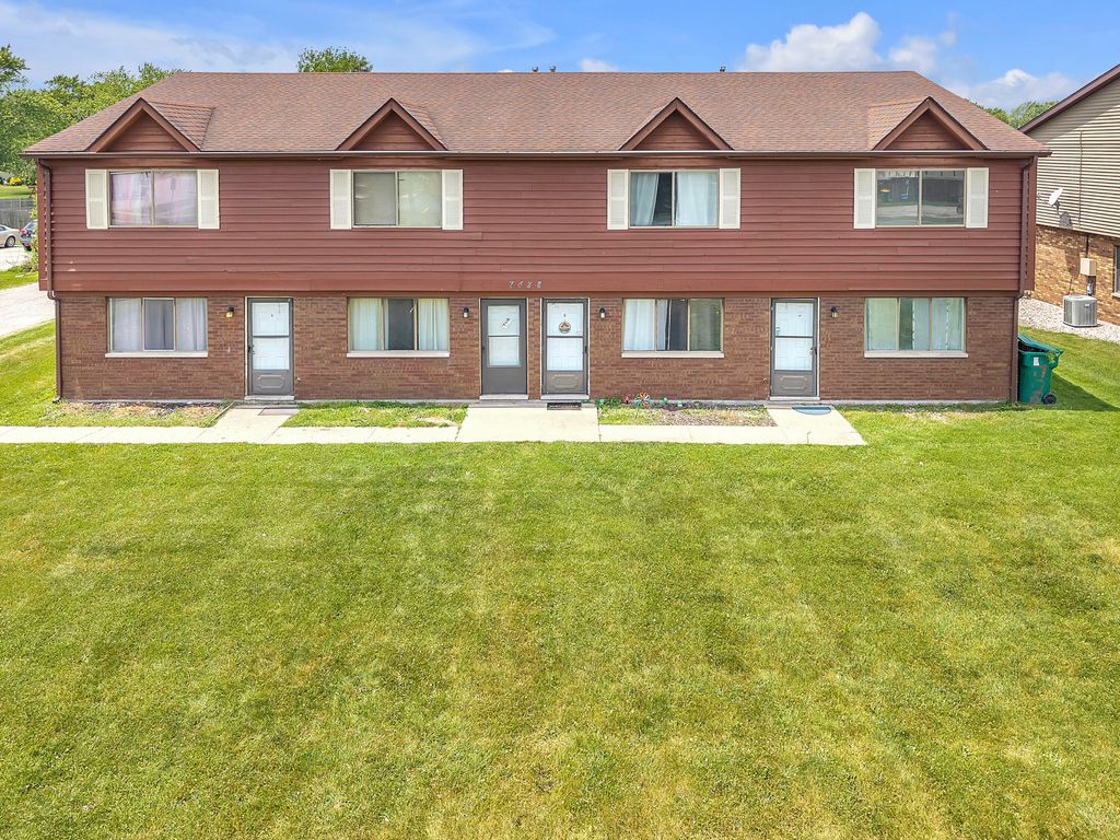 Photo of 7438 Whitcomb Street, Merrillville, IN 46410 (MLS # 831892)