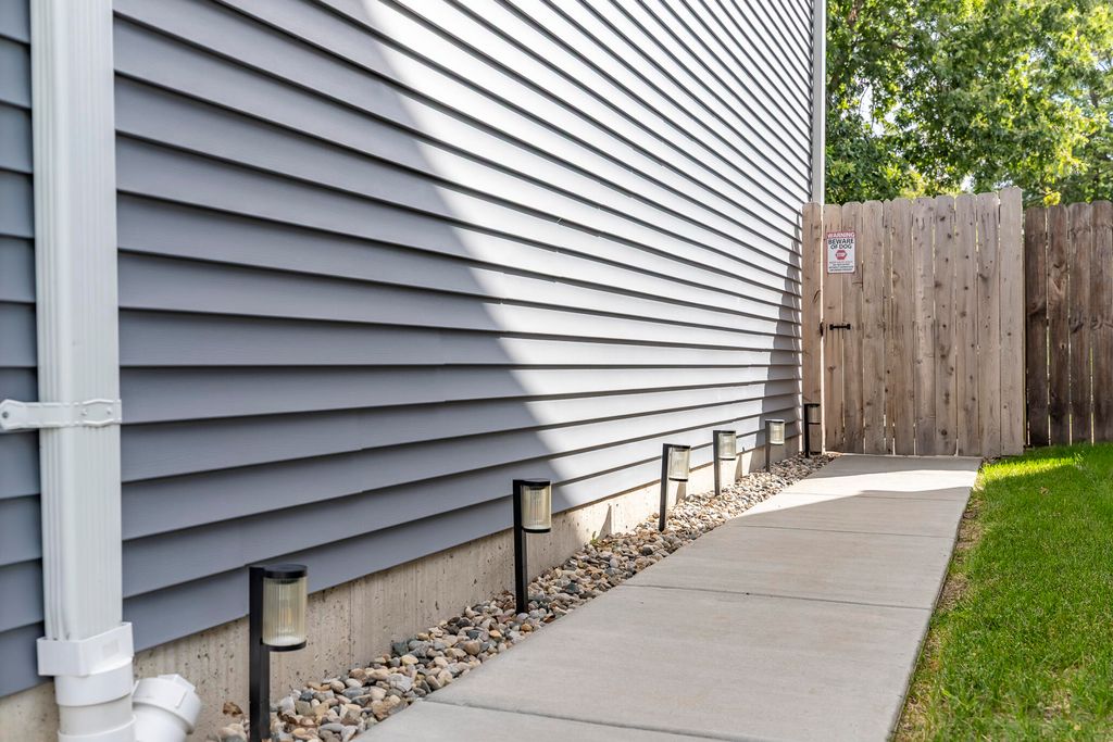 Photo of 6739 Ontario Avenue, Hammond, IN 46323 (MLS # 836312)