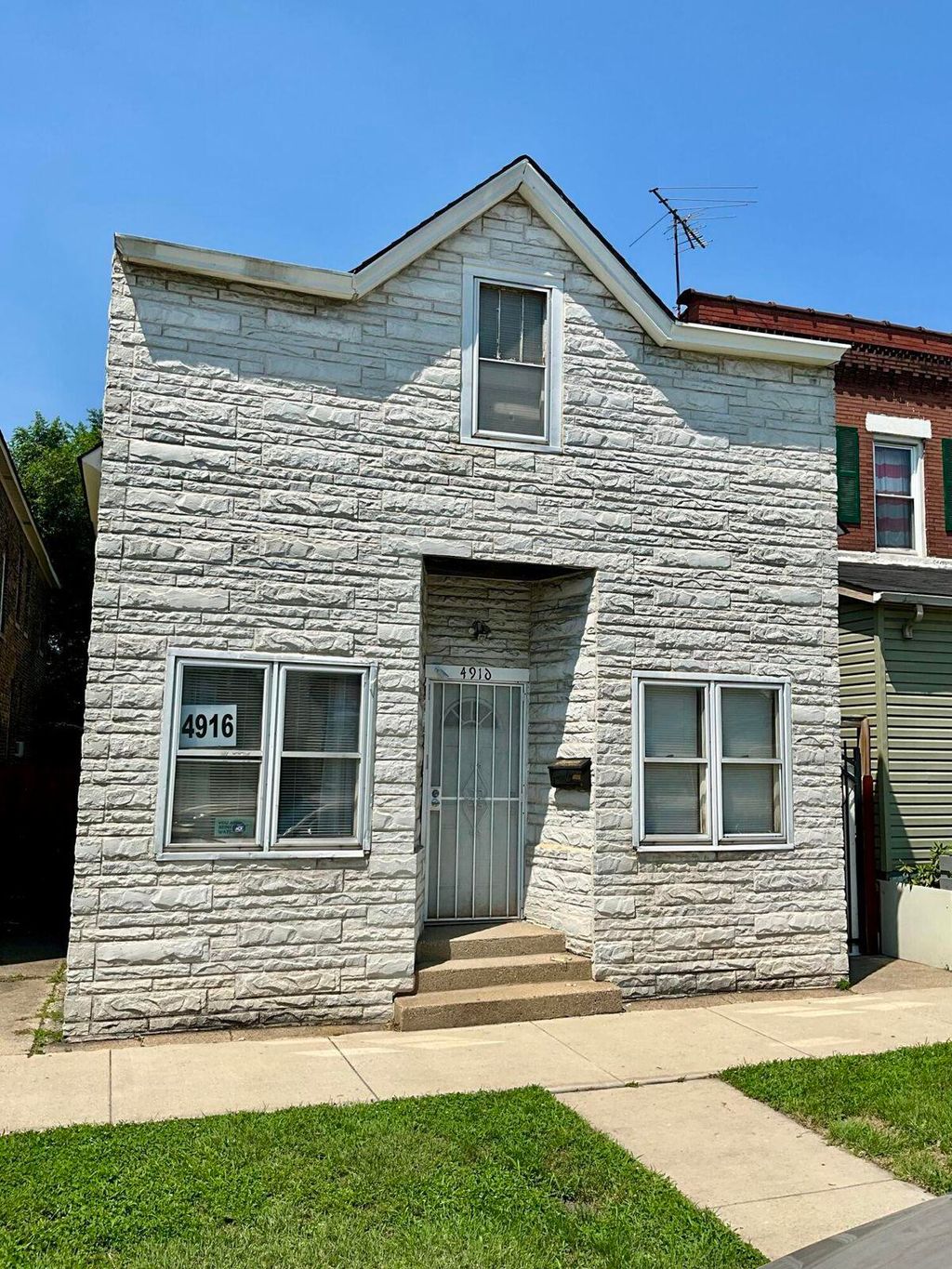 Photo of 4916 Northcote Avenue, East Chicago, IN 46312 (MLS # 834026)
