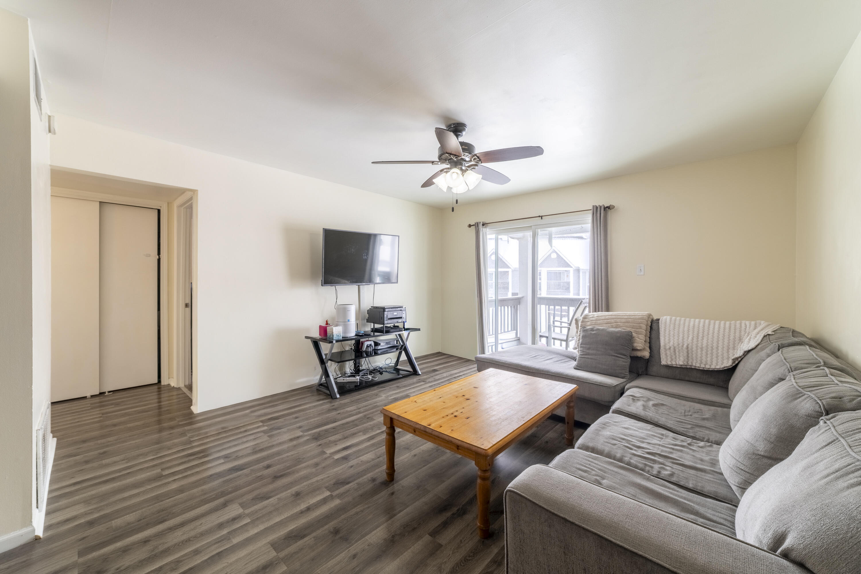 1079 Millpond Road E