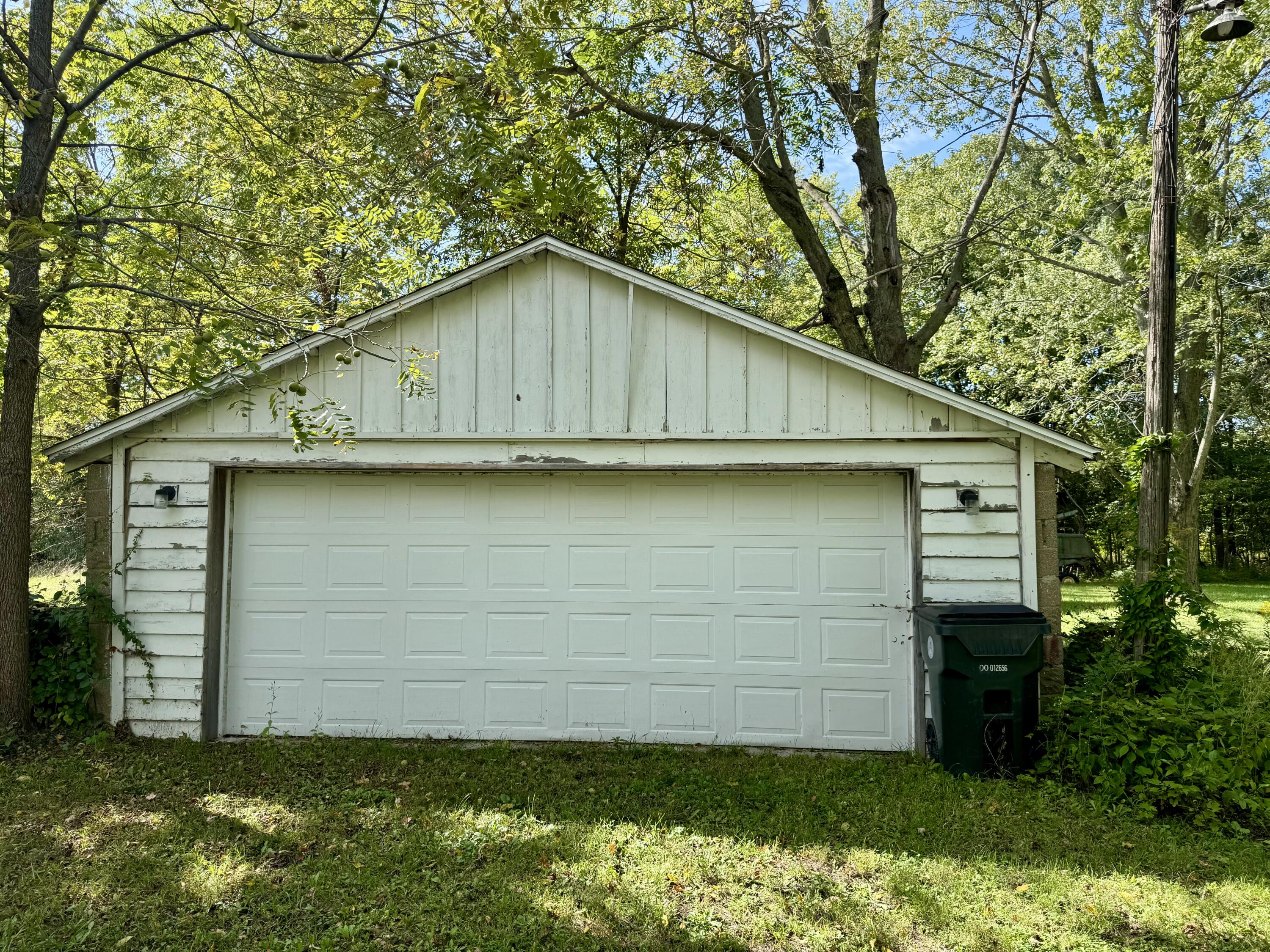 1038 N Meridian Road