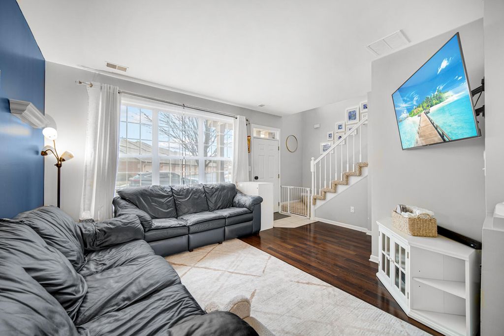 Photo of 8822 Saint James Place, Highland, IN 46322 (MLS # 834730)