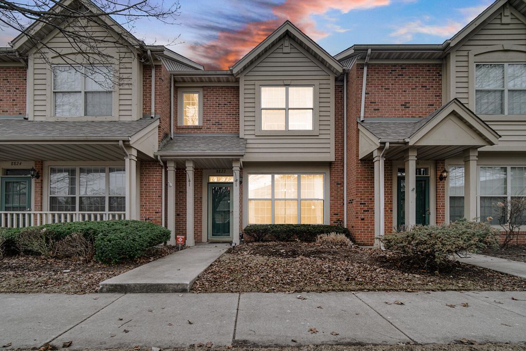 Photo of 8822 Saint James Place, Highland, IN 46322 (MLS # 834730)