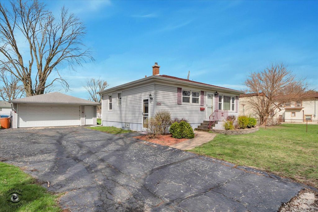 Photo of 3341 Maple Drive, Highland, IN 46322 (MLS # 836698)