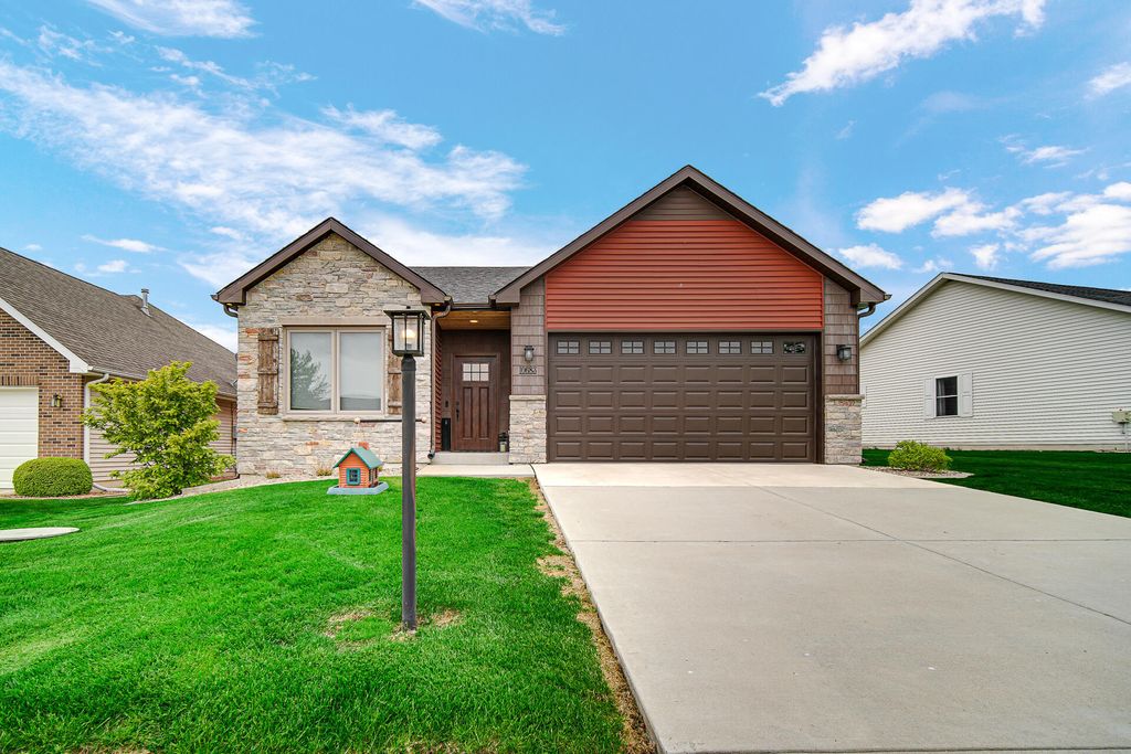 Photo of 10683 W 116th Avenue, Cedar Lake, IN 46303 (MLS # 838474)