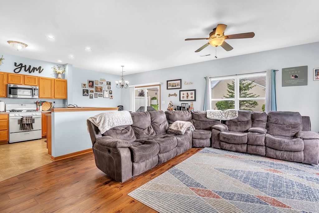 Photo of 18266 Platinum Drive, Lowell, IN 46356 (MLS # 838584)