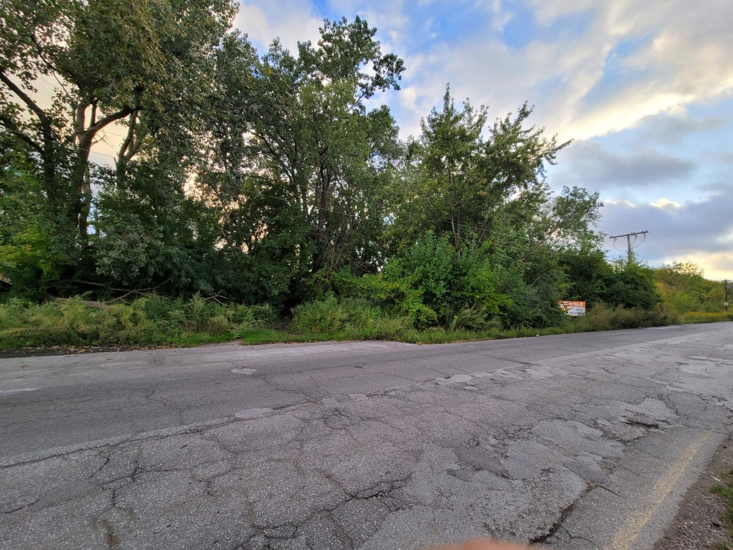 3606 Sheffield Avenue