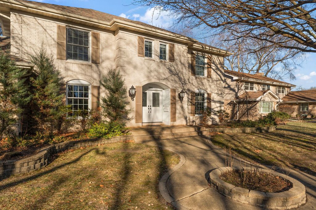 Photo of 1841 Lambert Lane, Munster, IN 46321 (MLS # 832397)