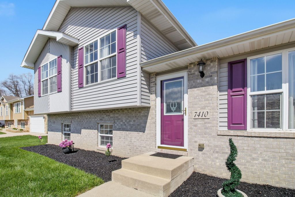 Photo of 7410 Longcommon Road, Portage, IN 46368 (MLS # 836631)