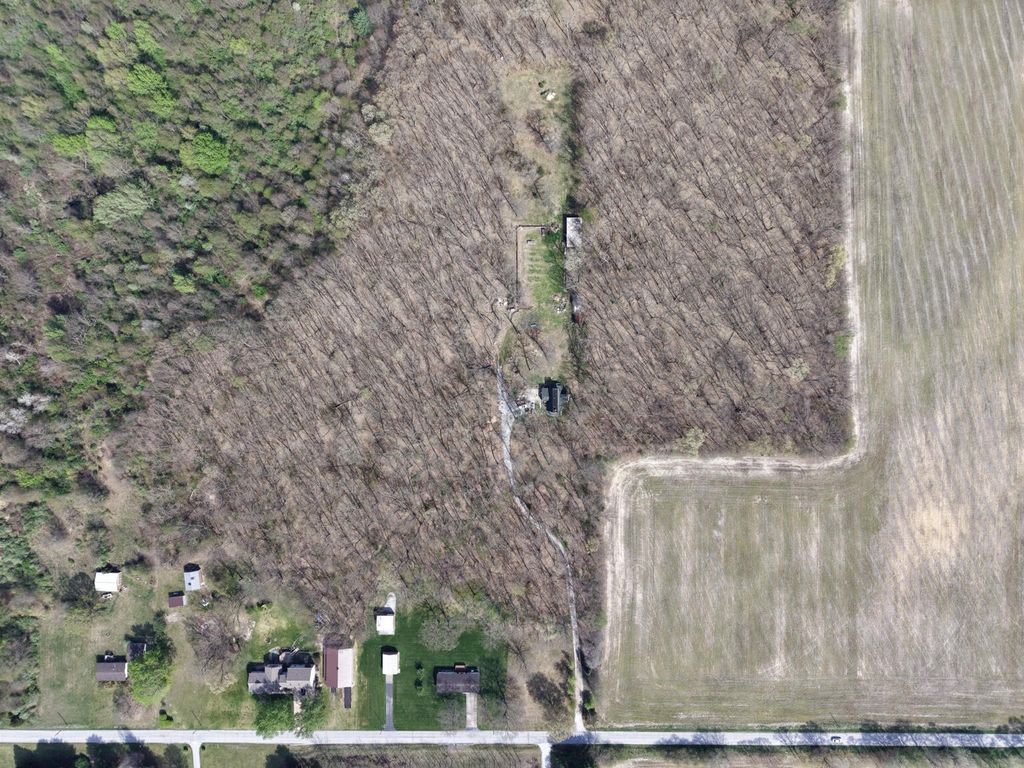 Photo of 1740 S 550 E, Knox, IN 46534 (MLS # 837358)