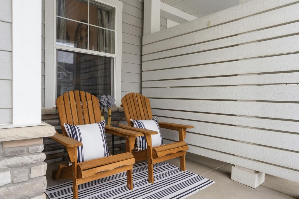 Photo of 10870 Scarlet Oak Dr, Saint John, IN 46373 (MLS # 835754)