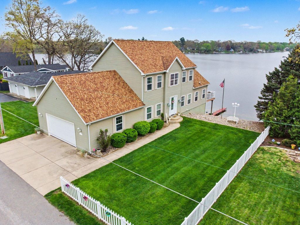 Photo of 107 Lakeview Drive #A, Walkerton, IN 46574 (MLS # 837789)