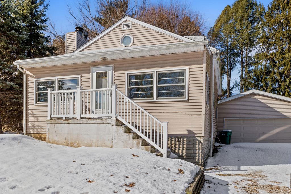 Photo of 512 Hill Street, La Porte, IN 46350 (MLS # 833943)