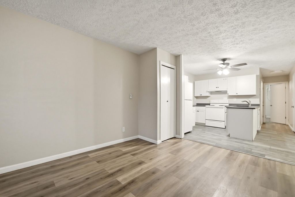 Photo of 140 Sycamore Court #142, Hebron, IN 46341 (MLS # 837364)