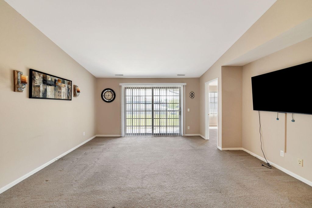 Photo of 9831 Wildwood Circle, Munster, IN 46321 (MLS # 838279)