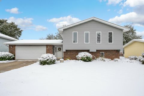 2316 Boulder Road, Dyer, IN 46311 - #: 828711