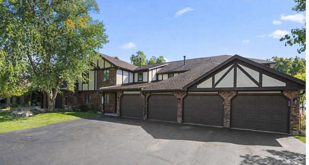 Photo of 5015 Spinnaker Lane #C, Crown Point, IN 46307 (MLS # 835304)