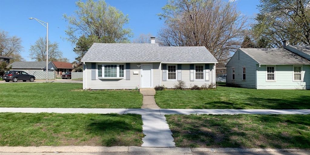 Photo of 7315 Delaware Avenue, Hammond, IN 46323 (MLS # 831889)