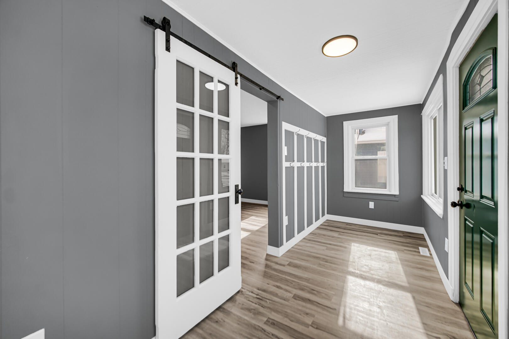 2733 Vermillion Street