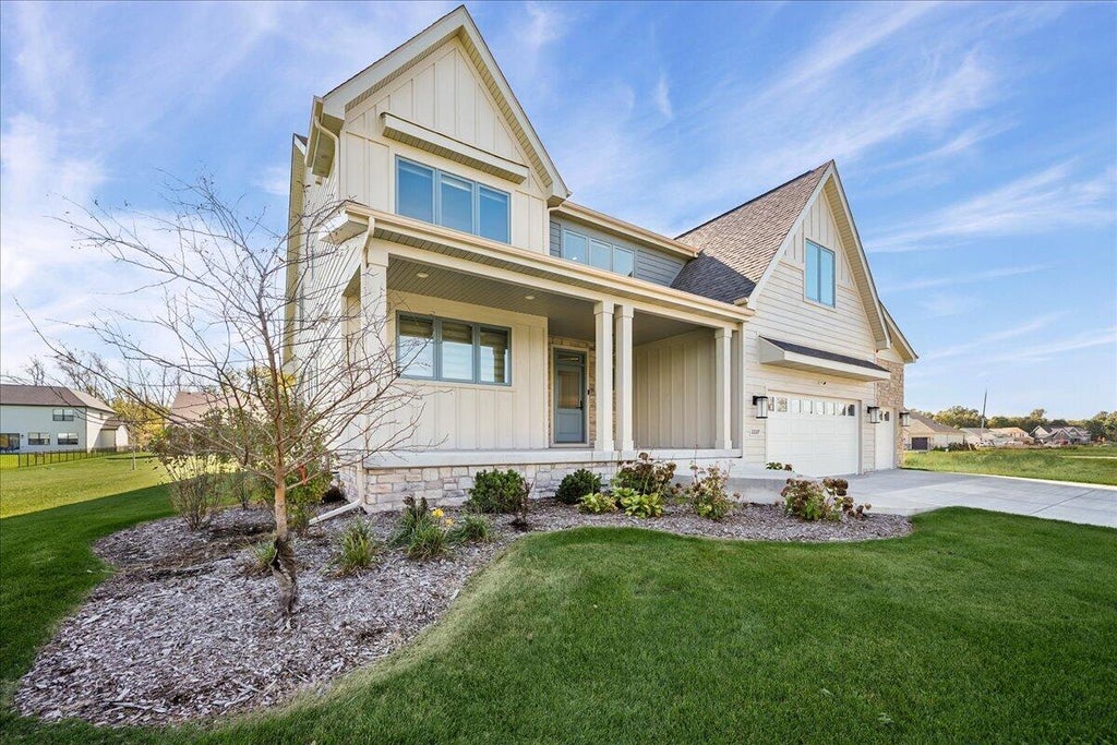 Photo of 2227 W 1100 N, Chesterton, IN 46304 (MLS # 847256)