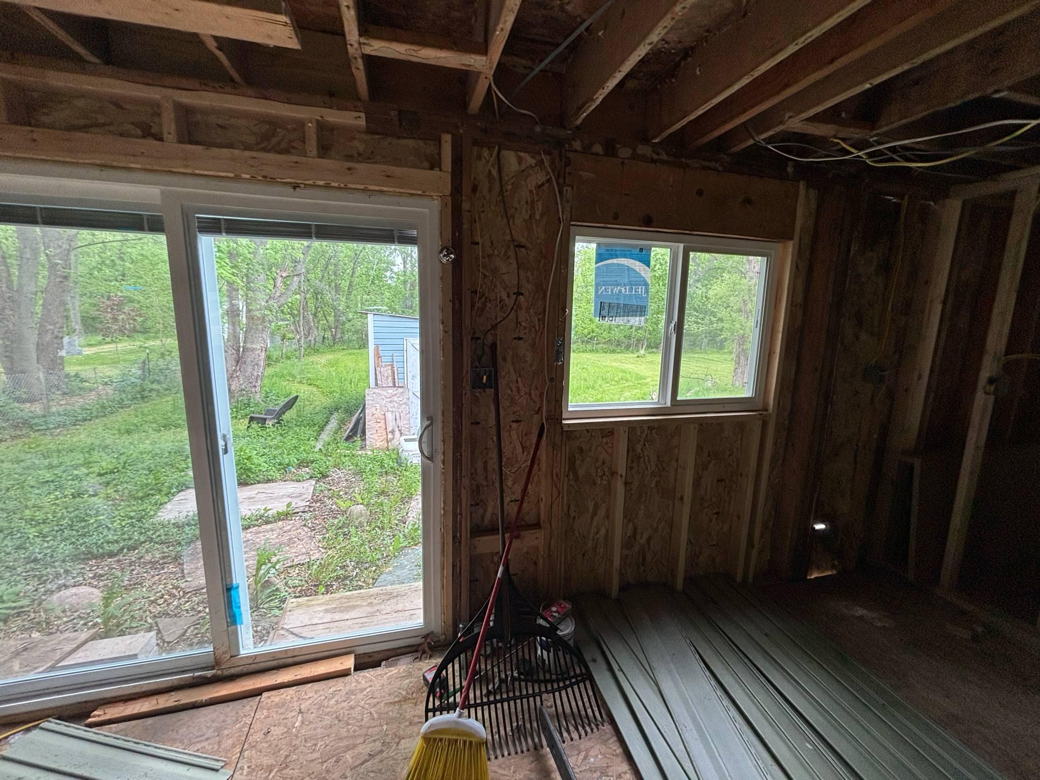 7316 W 140th Place