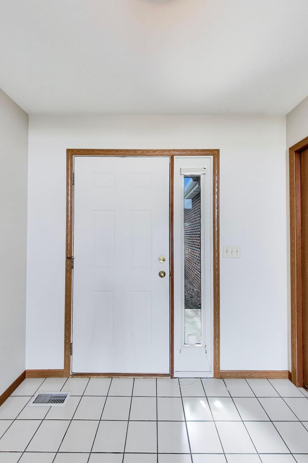 Photo of 9424 Van Buren Street, Crown Point, IN 46307 (MLS # 836642)