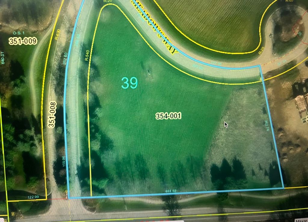 Photo of 3375 Fall Meadows Circle, Valparaiso, IN 46385 (MLS # 836239)