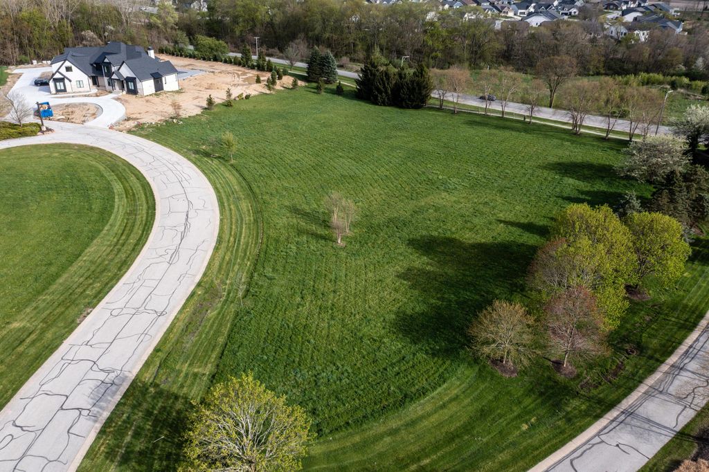 Photo of 3375 Fall Meadows Circle, Valparaiso, IN 46385 (MLS # 836239)