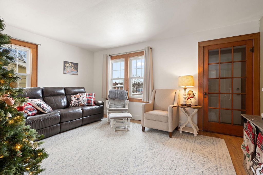 Photo of 601 Azalea Street SE, DeMotte, IN 46310 (MLS # 831804)