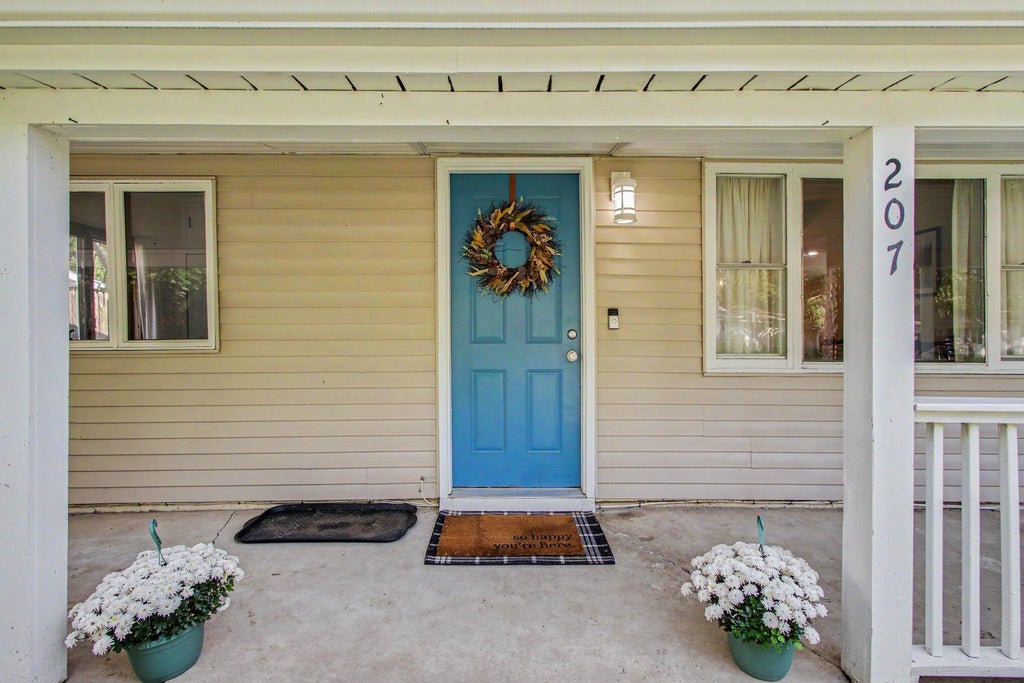 Photo of 207 Arrowhead Trail, Porter, IN 46304 (MLS # 845233)