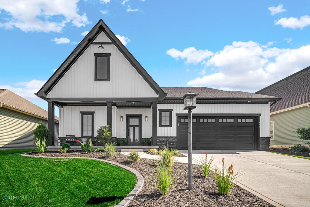 Photo of 306 W Prairie Lane, Valparaiso, IN 46385 (MLS # 832816)