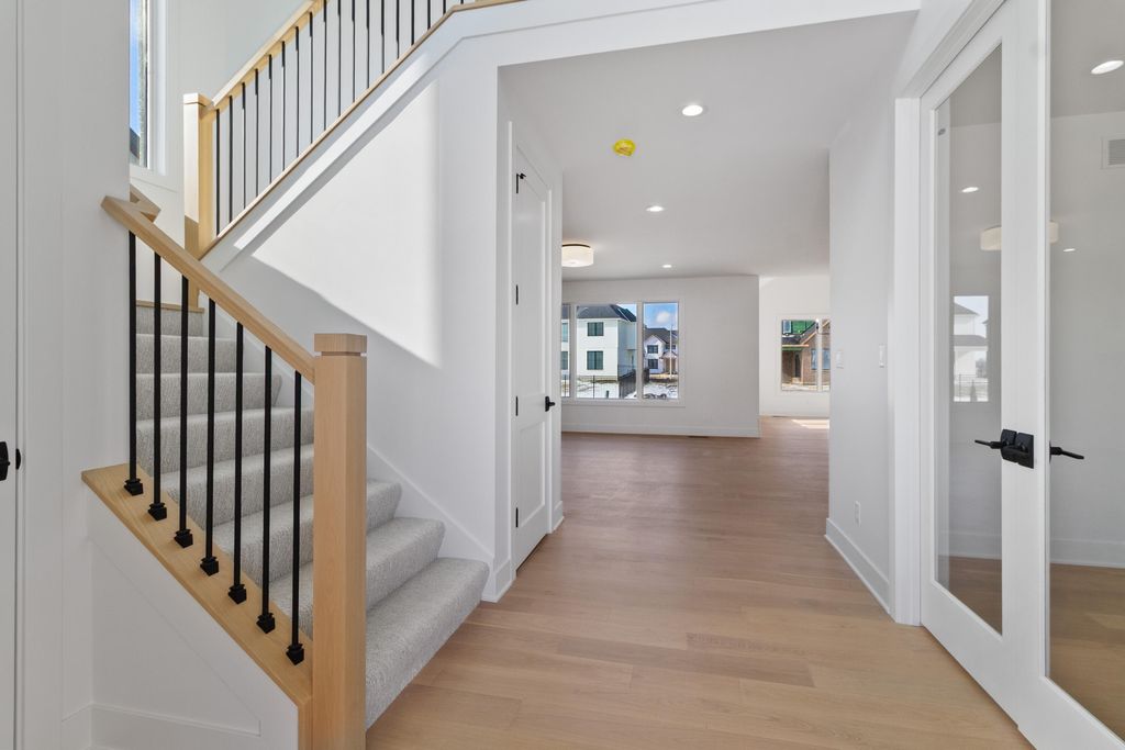 Photo of 9440 Tall Grass Trail, Saint John, IN 46373 (MLS # 833203)