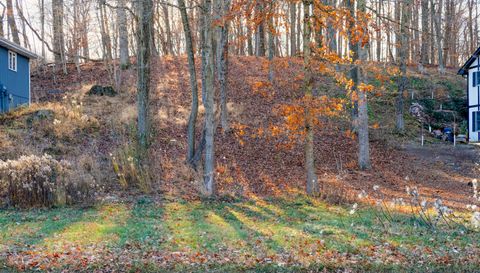 454 Roxbury Road Valparaiso IN 46385